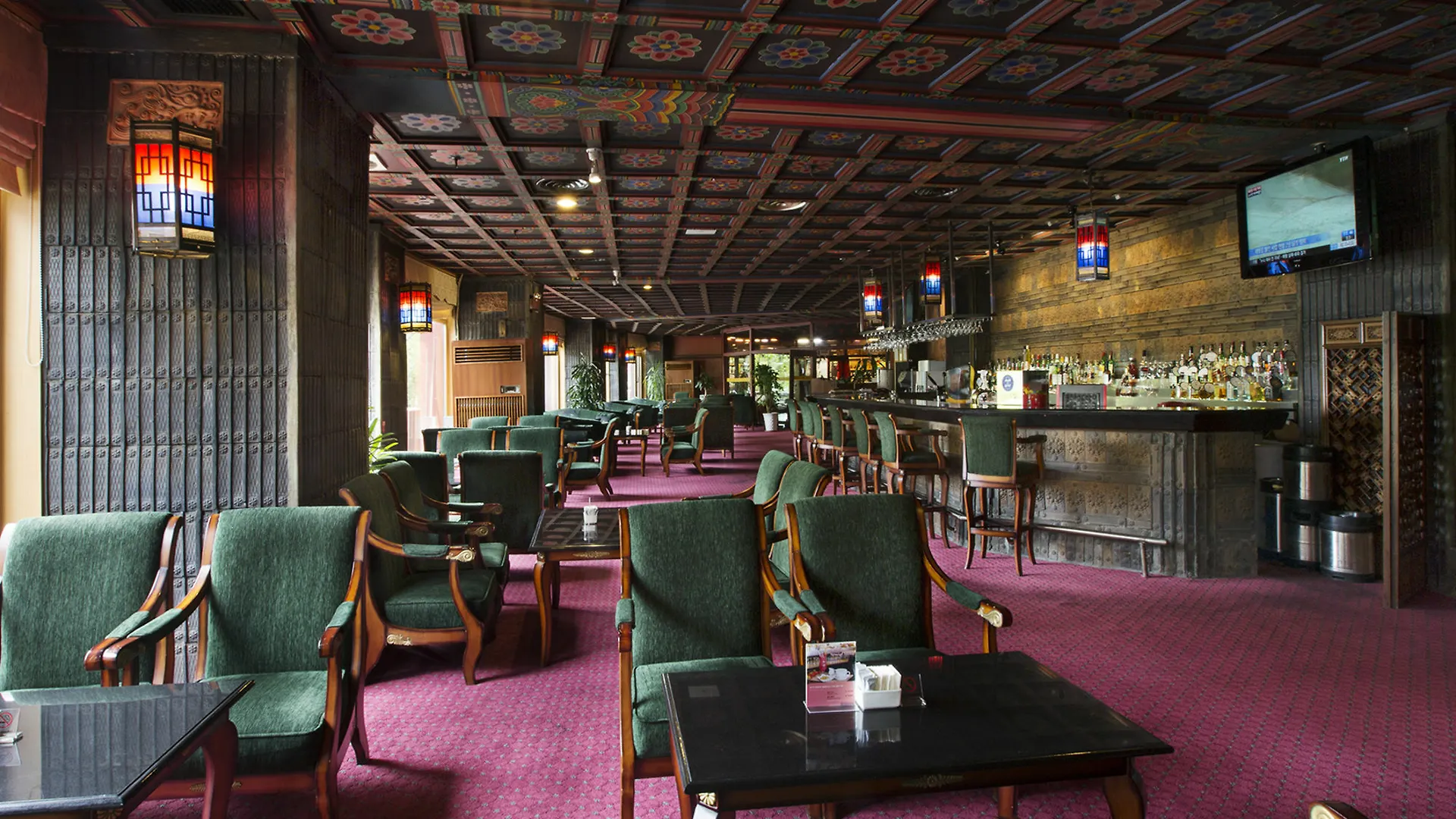Commodore Hotel Busan 4*,