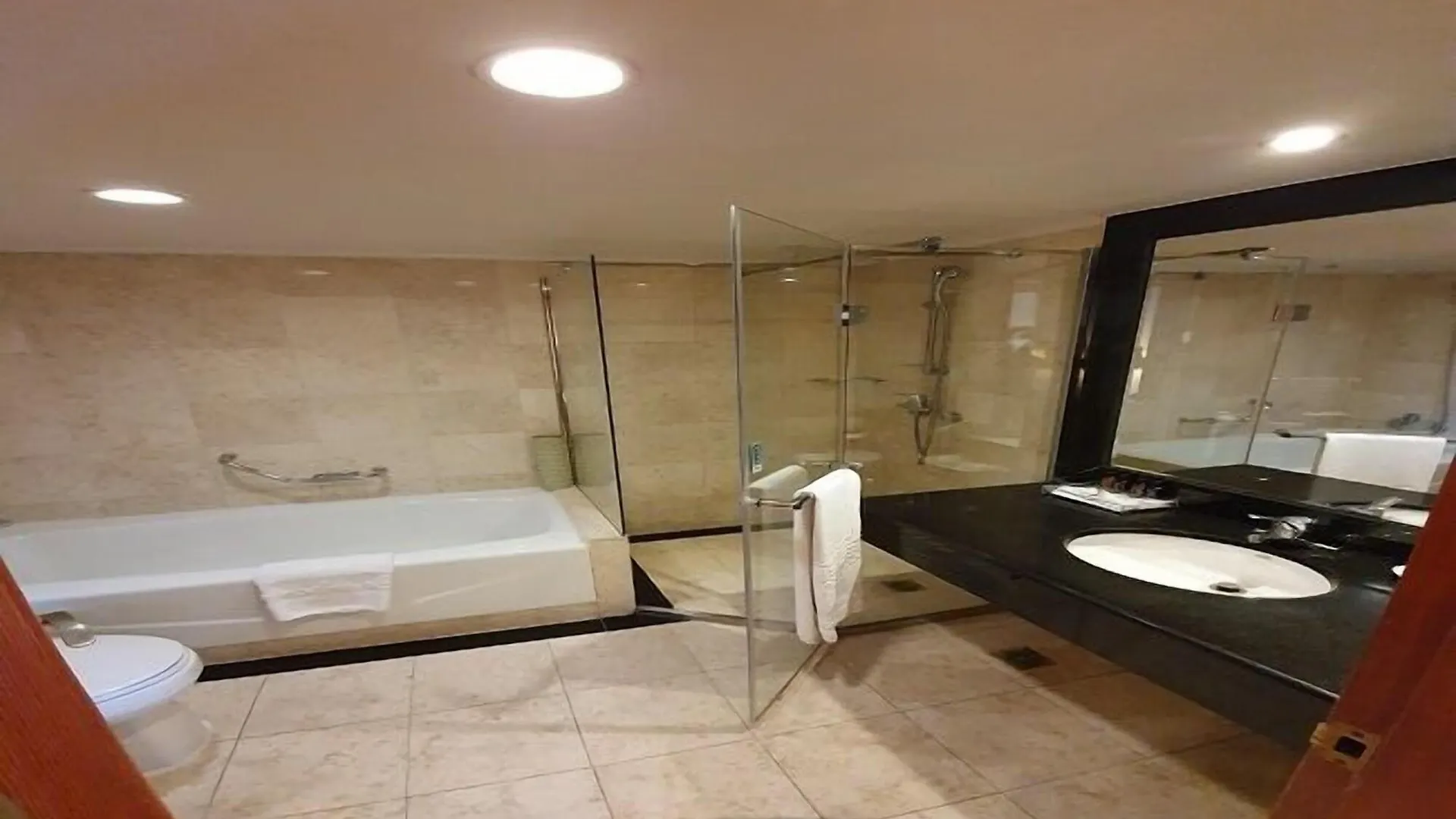 ****  Commodore Hotel Busan Zuid-Korea