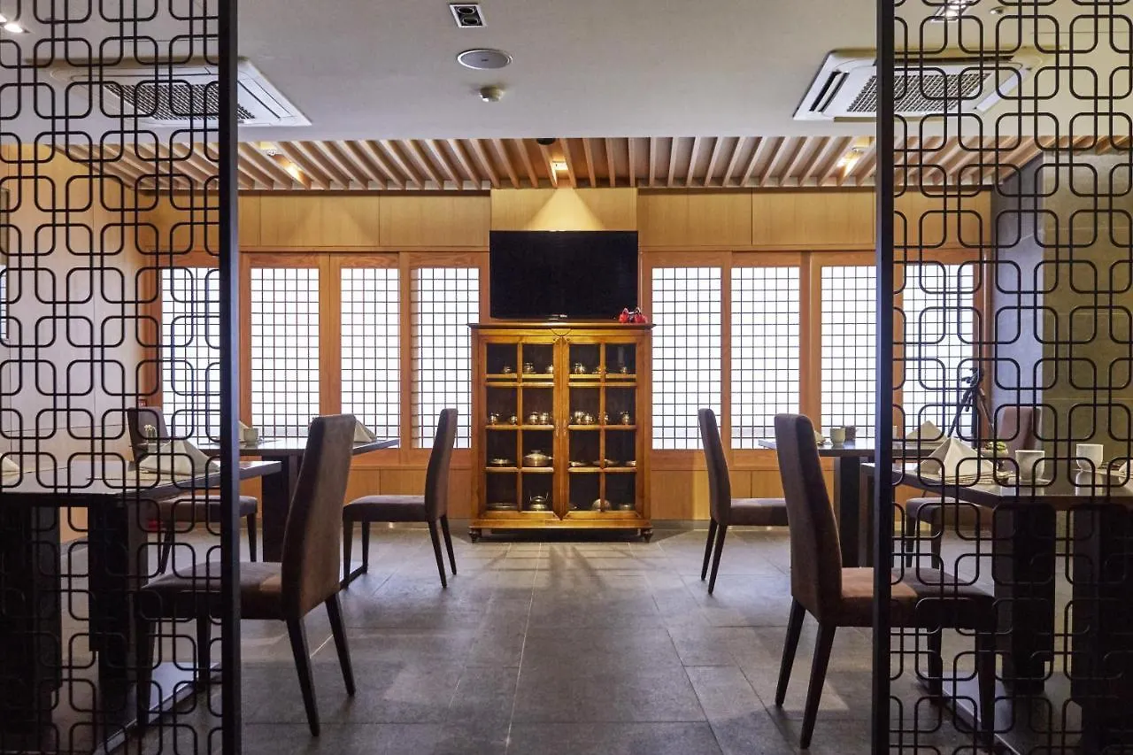 Commodore Hotel Busan