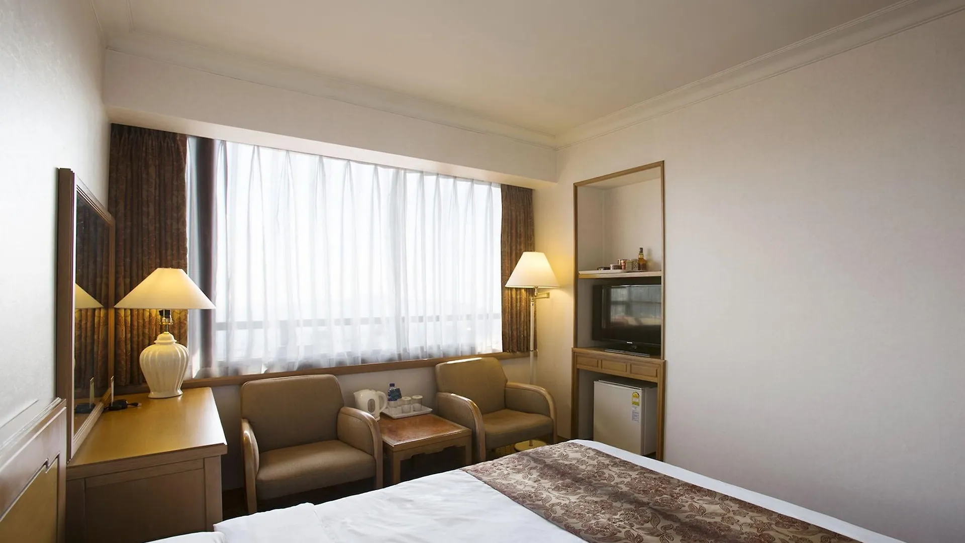 Commodore Hotel Busan