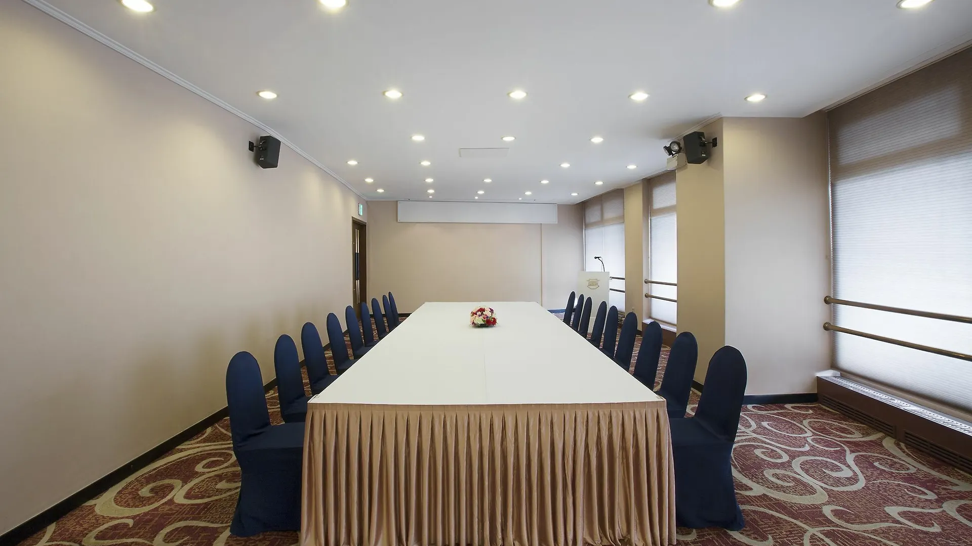 Commodore Hotel Busan